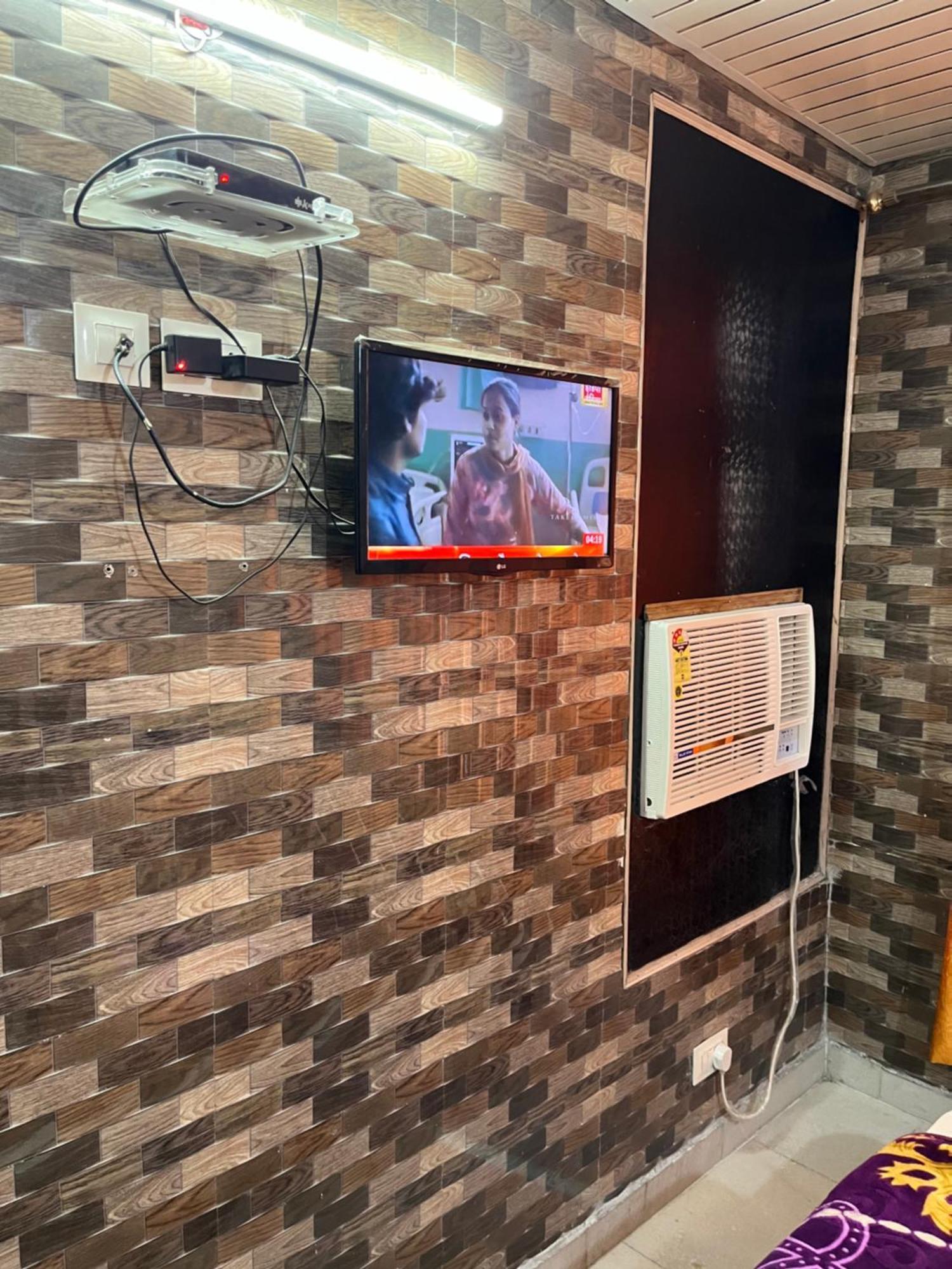 Dream Land Hotel 잠무 외부 사진