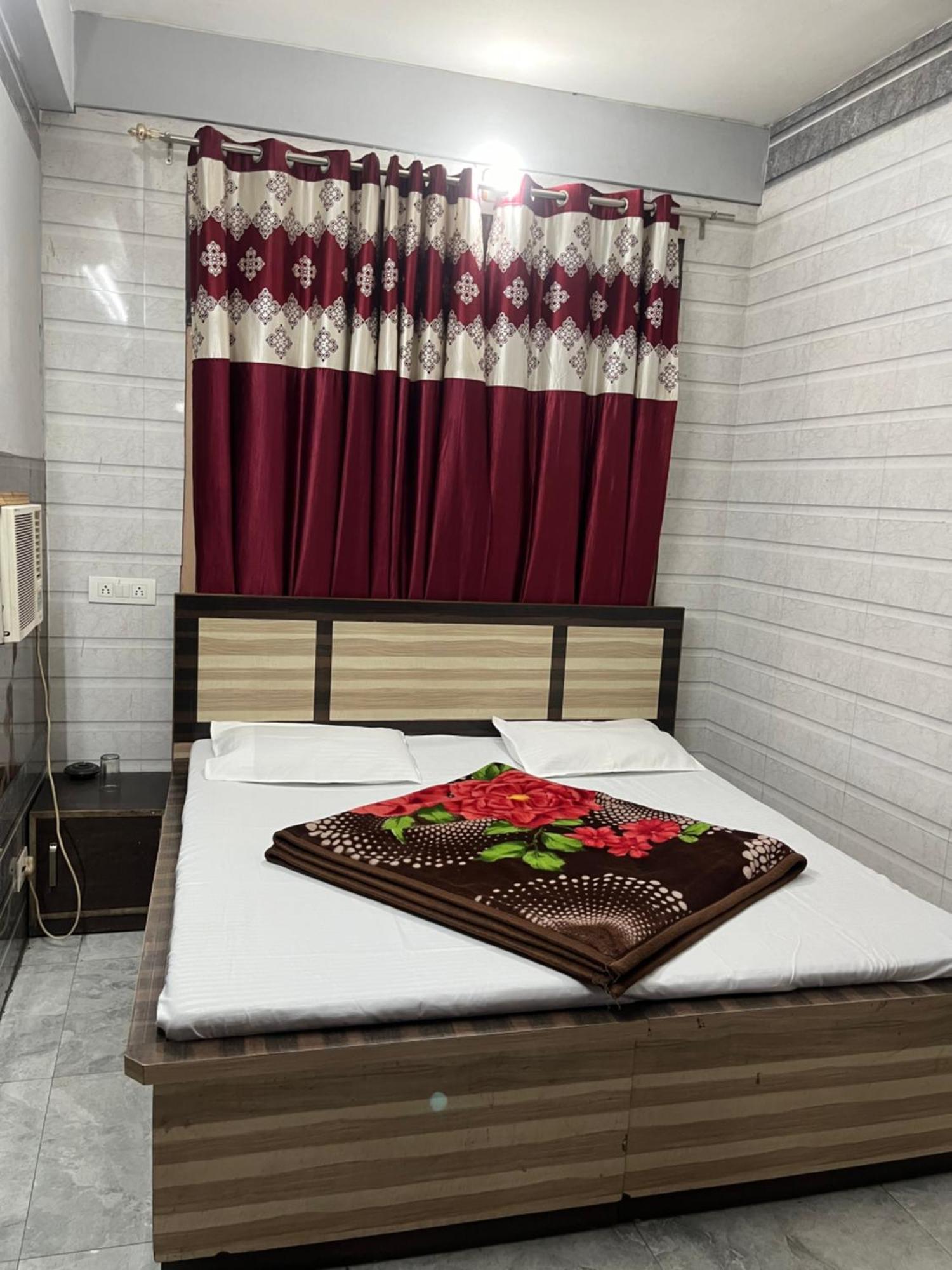 Dream Land Hotel 잠무 외부 사진